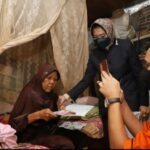 Pemkot Surabaya Salurkan BLT BBM dari Kemensos Kepada 22 KPM