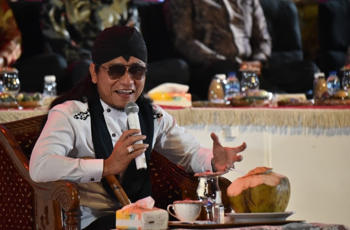 Hadirkan Gus Miftah, Ribuan Warga Surabaya Tumplek di Acara Silahturahmi Kebangsaan