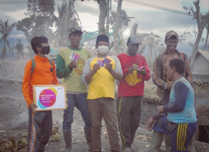 IOH Salurkan Bantuan Makanan dan Masker ke Warga Terdampak Erupsi Semeru