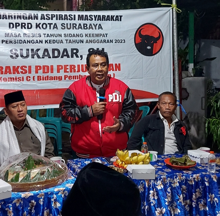 Sukadar Desak Pemkot Surabaya Segera Intervensi Permakanan Lansia di Simomulyo Baru