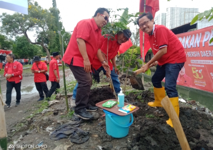 Baktiono Marah Besar Saat Dengar Rencana Pemkot Surabaya akan Turunkan Gaji PTT