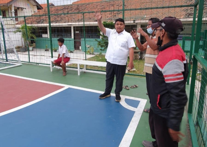 Achmad Hidayat Dorong Pembangunan Fasilitas Olahraga di Kampung