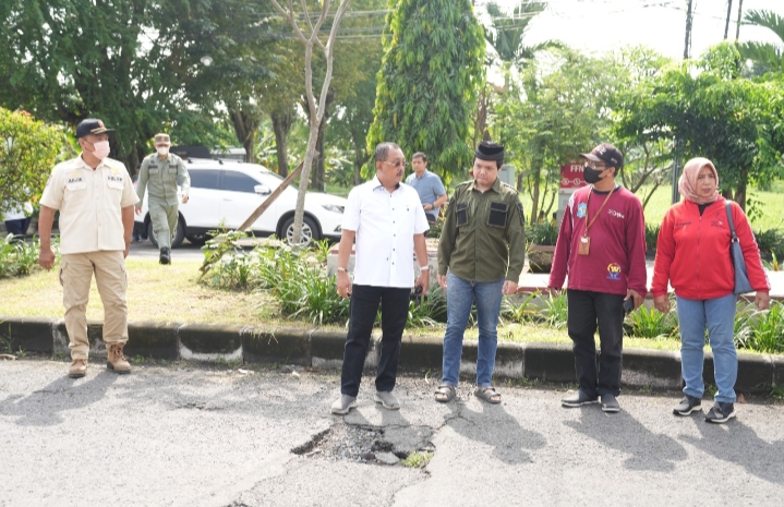 Wawali Armuji Gerak cepat Tangani Jalan Rusak di Wonorejo