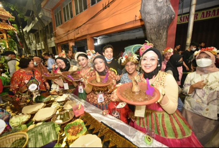 Besok, Festival Rujak Uleg Kembali Digelar di Kembang Jepun