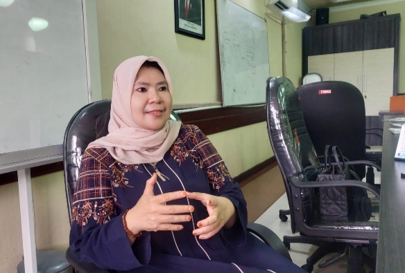 Camelia Habiba Desak Pemkot Surabaya Anggarkan Biaya Listrik Balai RW