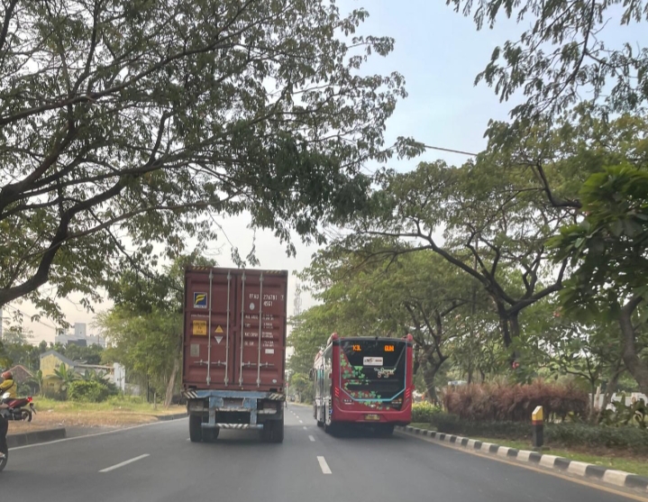 Legislator PSI Minta Trans Semanggi Surabaya Tertibkan Pengemudi