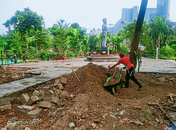 Pemkot Surabaya Renovasi Taman Apsari