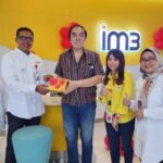 Sapa langsung pelanggan di Jawa Timur, Indosat bagikan voucher pulsa dan Bingkisan Menarik Hingga Penawaran Spesial