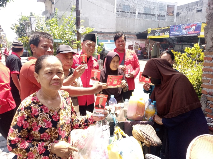 Di Kampung Jangkungan, Anas Karno Masif Sosialisasikan Ganjar Capres 2024