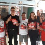 Tempel Stiker Capres Ganjar, Upaya Keras Caleg PDI Perjuangan Dapil 5 John Thamrun Menangkan PDIP di Surabaya 