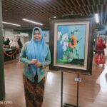 Lukisan Karya Lembah Setyowati 'Nunung Harso' Hadir di Pameran Lukisan Sewindu Merajut Keindahan IWPI Surabaya