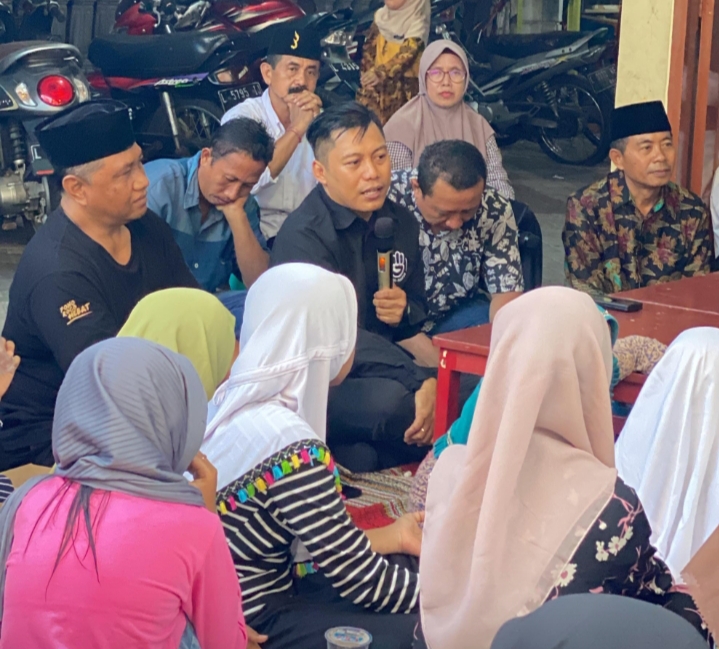 Abdul Ghoni Sosialisasi Program Ganjar-Mahfud Edukasi Pentingnya Konsumsi Telur