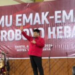 PDIP Surabaya Bersama Seribuan Emak - Emak Kawal Kemenangan Ganjar - Mahfud