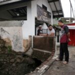 Warga Dukuh Kupang Surabaya Bersedia Dibongkar untuk Penanganan Banjir