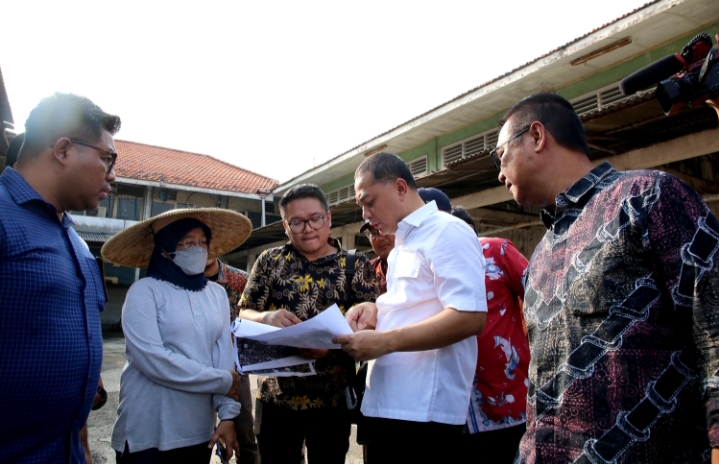 Wali Kota Eri Cahyadi Pindahkan RPH dan Kandang Babi dari Kawasan Wisata Religi Ampel