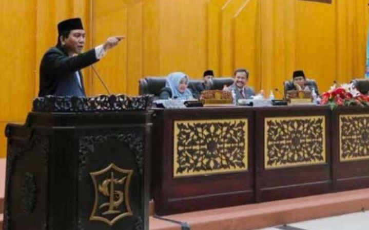 Fraksi PKS DPRD Surabaya Soroti Penanggulangan Kemiskinan dalam Pandangan Akhir Paripurna Dewan