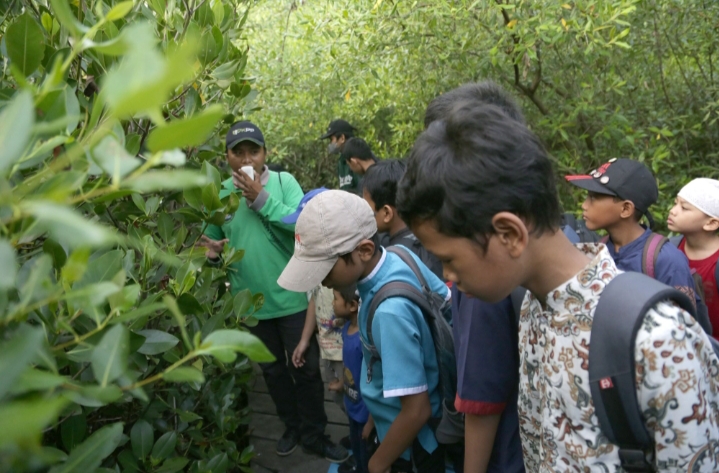 Susun Dua Perwali Perlindungan Anak, Pemkot Surabaya Libatkan DPRD, Pelajar hingga Akademisi