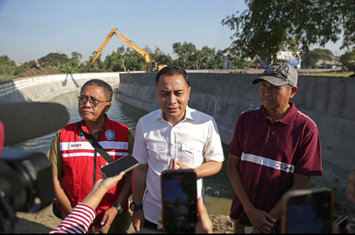 Walikota Eri Cahyadi Sidak Beberapa Proyek Saluran Air