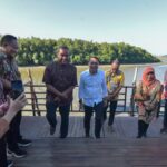 Pemkot Surabaya Terima Bantuan Dermaga Perahu dari PLBI untuk Wisata Adventure Land Romokalisari