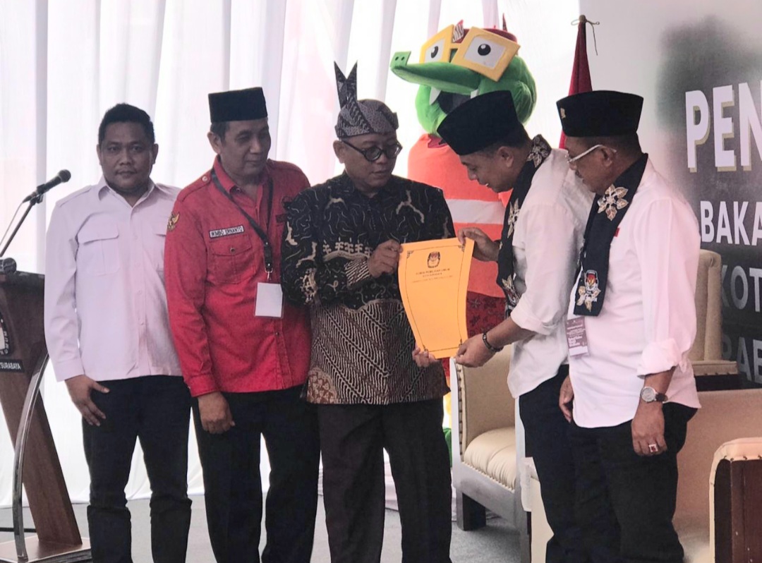 18 Parpol Daftarkan ErJi ke KPU Surabaya,  Pengamat: Pilwali Surabaya 2024 Selesai