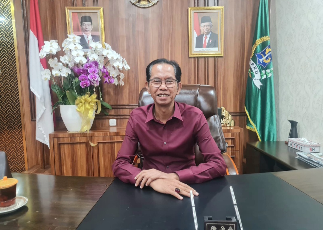 Adi Sutarwijono Kembali Terpilih Jadi Ketua DPRD Kota Surabaya Periode 2024-2029, Besok Dewan Rapat Paripurna Penetapan Pimpinan Dewan Definitif