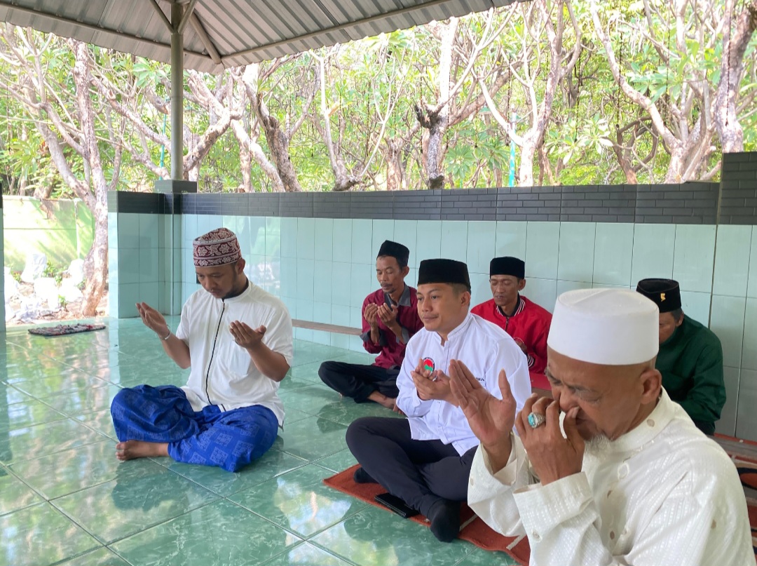 Hari Santri Nasional, Cak Ghoni Ziarah ke Makam Tokoh NU di Surabaya 