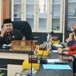 Anggota Dewan Ini Bacakan Ayat Alquran Saat Pembahasan Mihol di DPRD Kota Surabaya